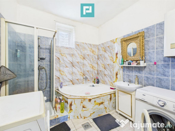 Casă cu 3 camere și teren generos lângă frontieră