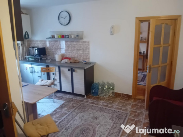 Apartament 2 Camere Maratei 1 la cheie renovat mobilat decomandat 