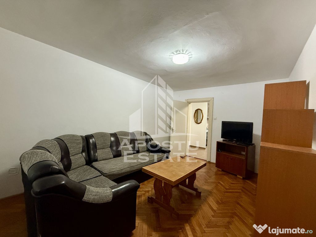 Apartament 3 camere, decomandat, etaj 1, centrala proprie... 