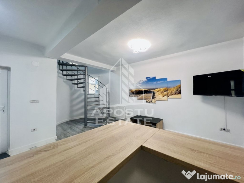 Apartament cu doua camere si scara interioara ,in zona Do... 
