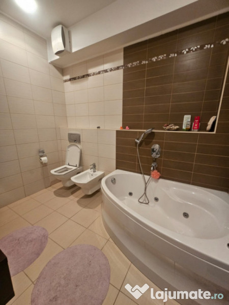 Apartament de vis, în Mamaia Nord – la doi pași de mare