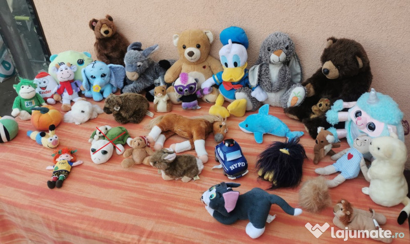 Jucarii plus kinder mcdonalds super eroi Marvel DC jucarie interactiva 