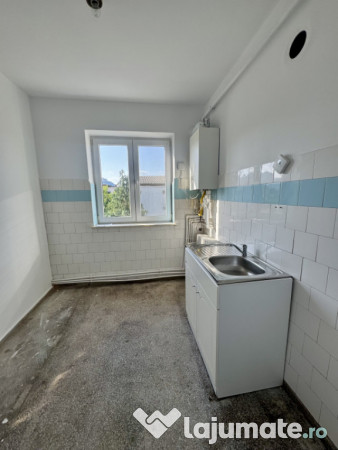 Apartament 2 camere etaj 4 