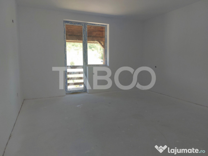 Duplex de vanzare 150 mp P+1E 4 camere 145 mp teren liber Ci 