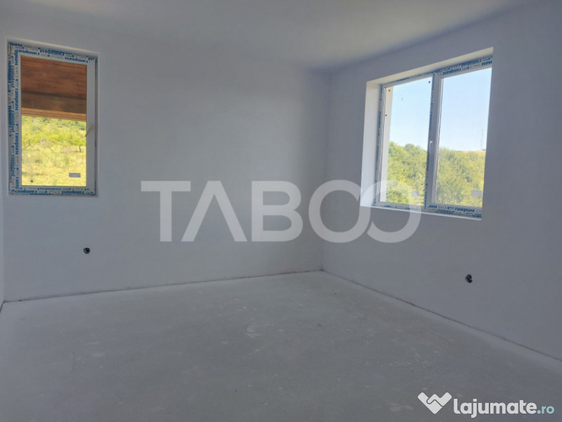 Duplex de vanzare 150 mp P+1E 4 camere 145 mp teren liber Ci 