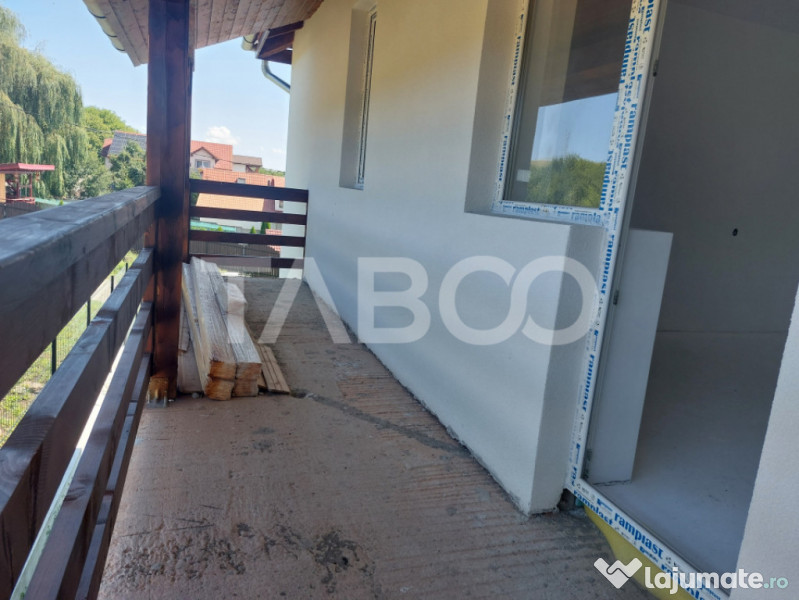 Duplex de vanzare 150 mp P+1E 4 camere 145 mp teren liber Ci 