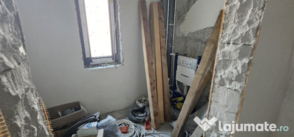 Centru / Piata Grivitei/ Mag. Tomis 