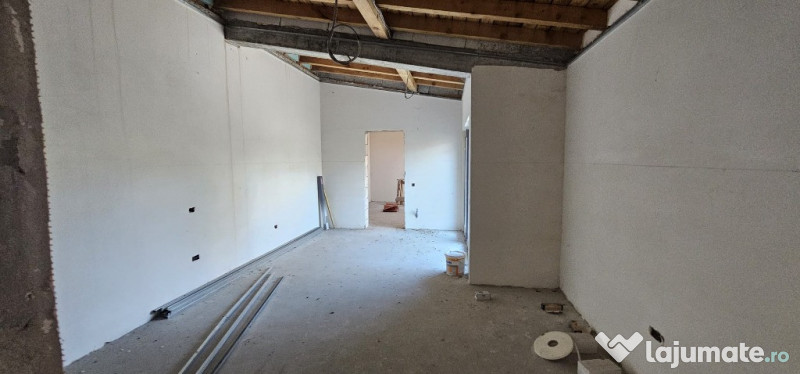 Centru / Piata Grivitei/ Mag. Tomis 