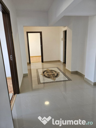 Apartament 3 camere zona Abator