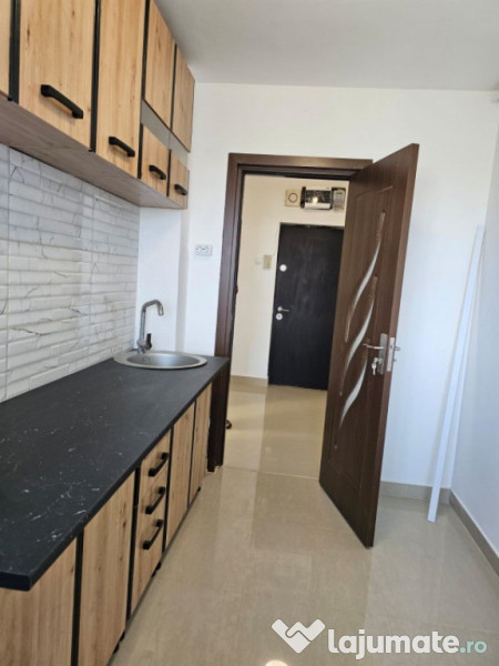 Apartament 3 camere zona Abator