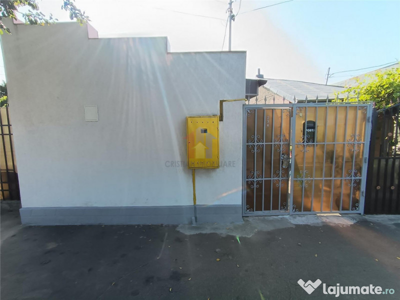 Casa, zona Chercea, constructie BOLTARI, anul 2000