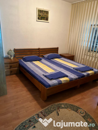 Povestea unei case la doar 200 m de valuri, cu piscină și