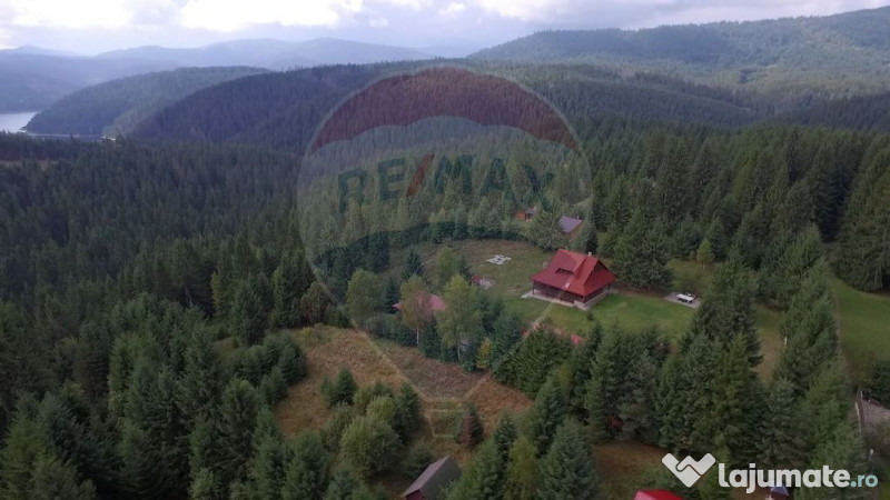 Casă de vacanță, de vânzare, pretabilă locuință sa...