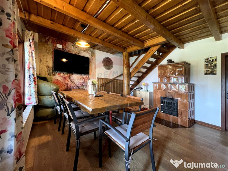 Casă de vacanță, de vânzare, pretabilă locuință sa...