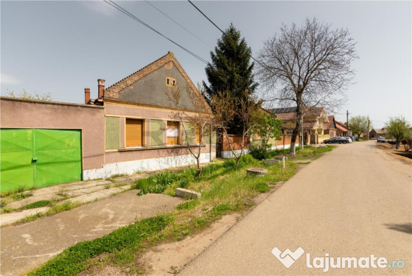 RECO casa cu teren generos in Santion 