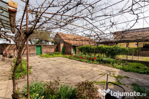 RECO casa cu teren generos in Santion 