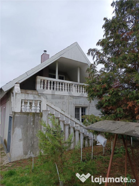 RECO CASA CU MANSARDA IN MARGHITA 