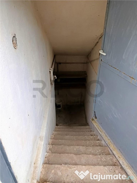 RECO CASA CU MANSARDA IN MARGHITA 