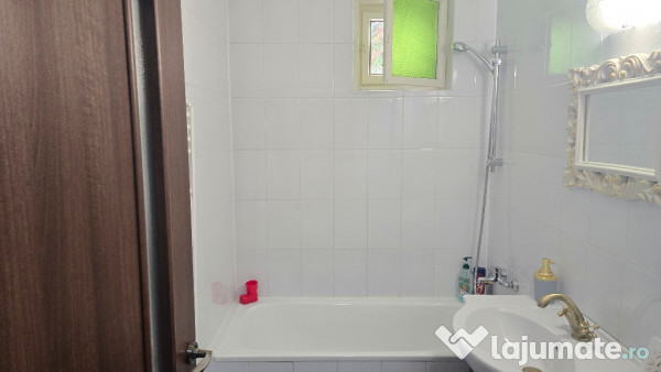 Vand apartament 2 camere in Deva, zona I. Traian, parter, mobilat 