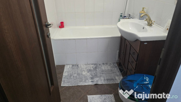 Vand apartament 2 camere in Deva, zona I. Traian, parter, mobilat 