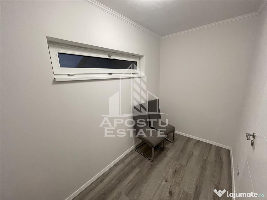 Casa cu 3 dormitoare, locuri de parcare, in Dumbravita 