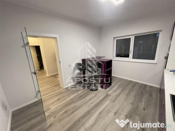 Casa cu 3 dormitoare, locuri de parcare, in Dumbravita 