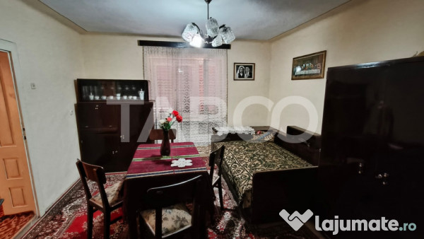 Casa de vanzare cu 4 camere in Drasov judetul Alba 
