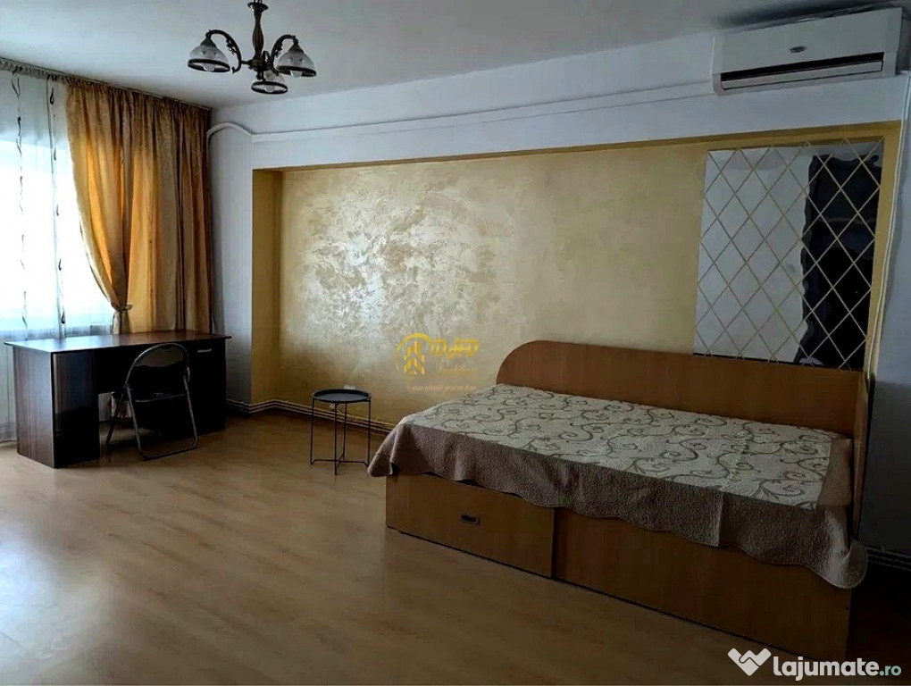 Apartament in zona Nicolina 3 camere 