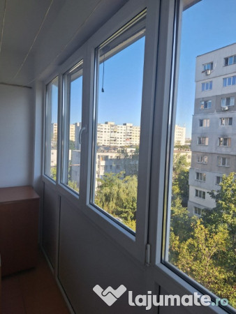 Apartament cu 3 camere Iași zona Mircea cel Bătrân