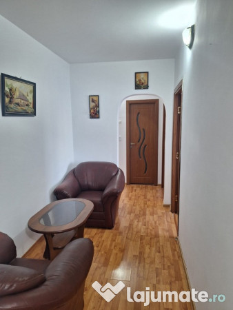 Apartament cu 3 camere Iași zona Mircea cel Bătrân