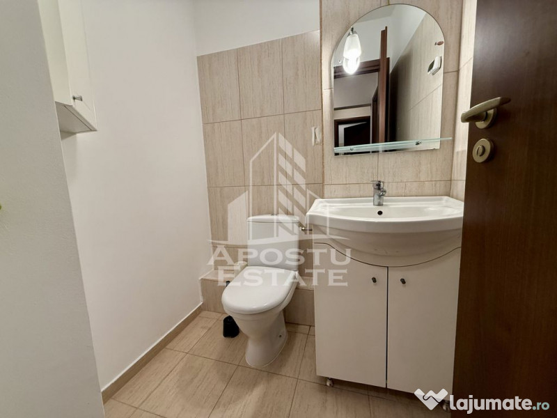 Apartament cu 3 camere, 2 bai, centrala proprie, zona Soa... 