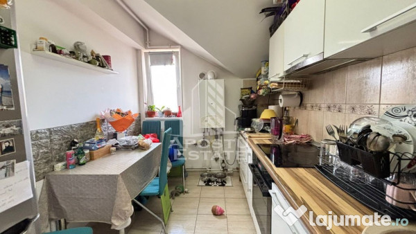 Apartament cu 2 camere in zona Dambovita, centrala termic...