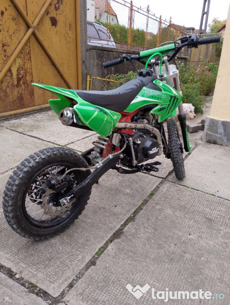 Motocross NOU 125 cmc 4 timpi 