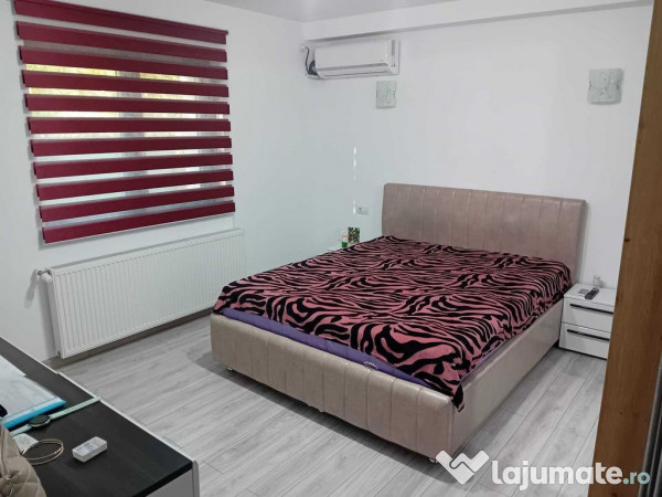 Casă modernă, construită în 2022, de vânzare în Gal...