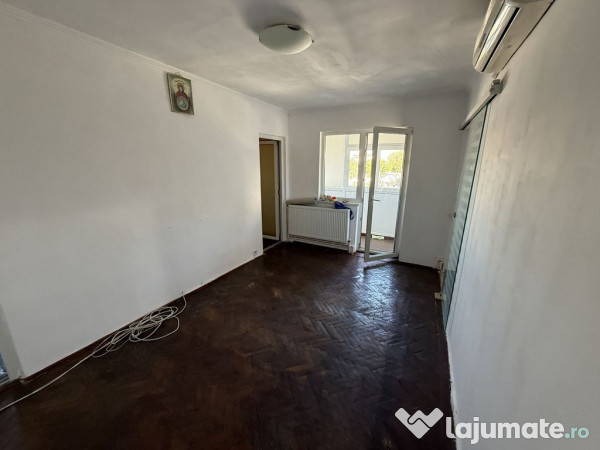 Apartament 3 camere zona Bratianu 