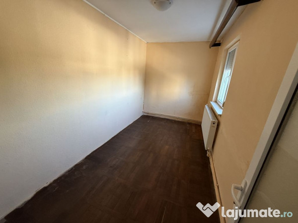 Apartament 3 camere zona Bratianu 