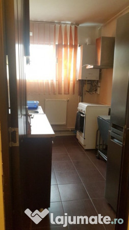 Apartament 2 camere decomandat zona Astra- Berzei 