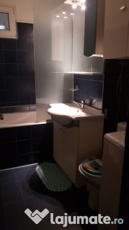 Apartament 2 camere decomandat zona Astra- Berzei 