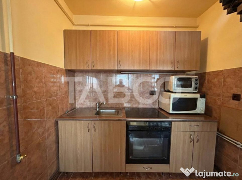 Apartament la cheie 3 camere 2 bai 72 mpu zona Terezian 