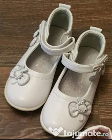 Încălțăminte fetițe.