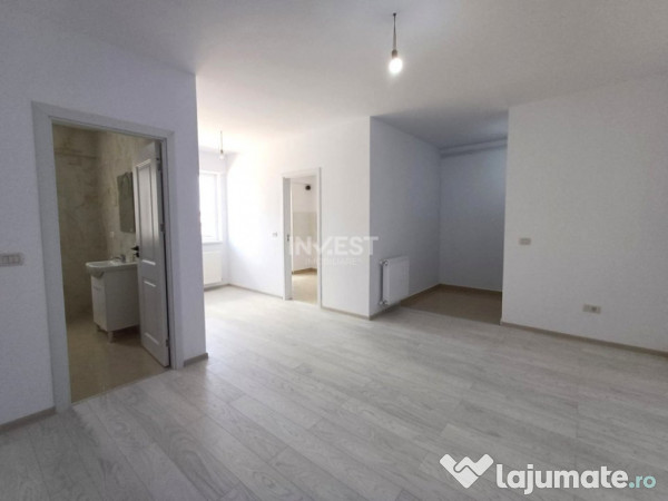 MUTARE IMEDIATA! 1 CAMERA DECOMANDAT 