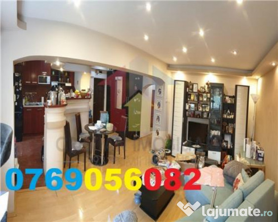 CENTRU-Bloc nou Confort 1 Decomandat 82mp 3 cam etaj 1