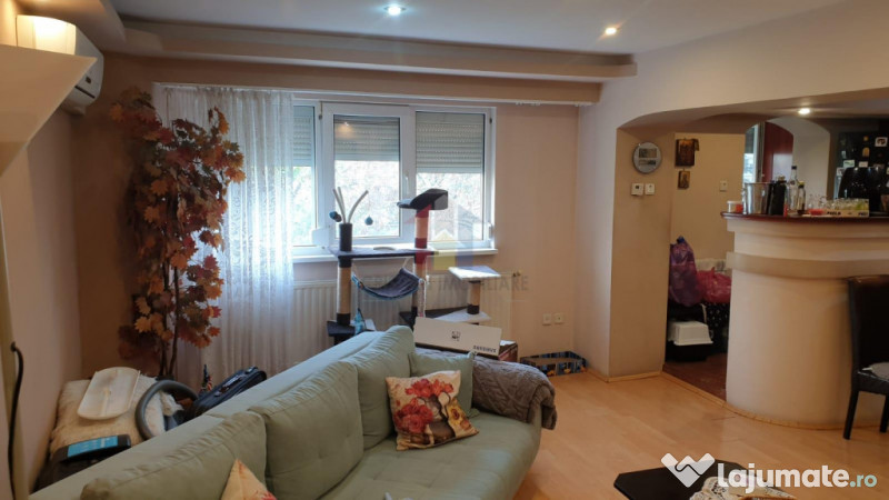 CENTRU-Bloc nou Confort 1 Decomandat 82mp 3 cam etaj 1