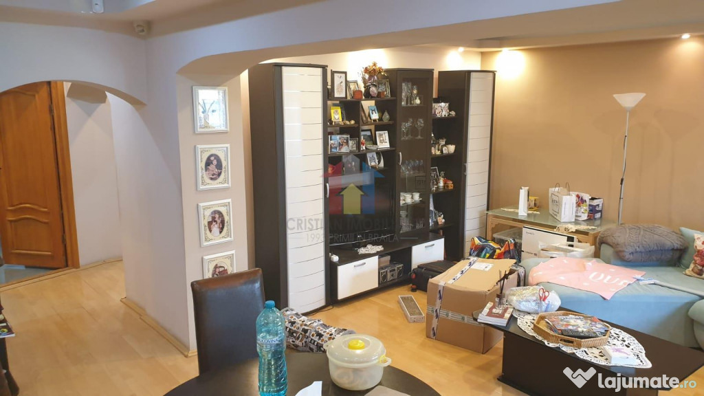 CENTRU-Bloc nou Confort 1 Decomandat 82mp 3 cam etaj 1