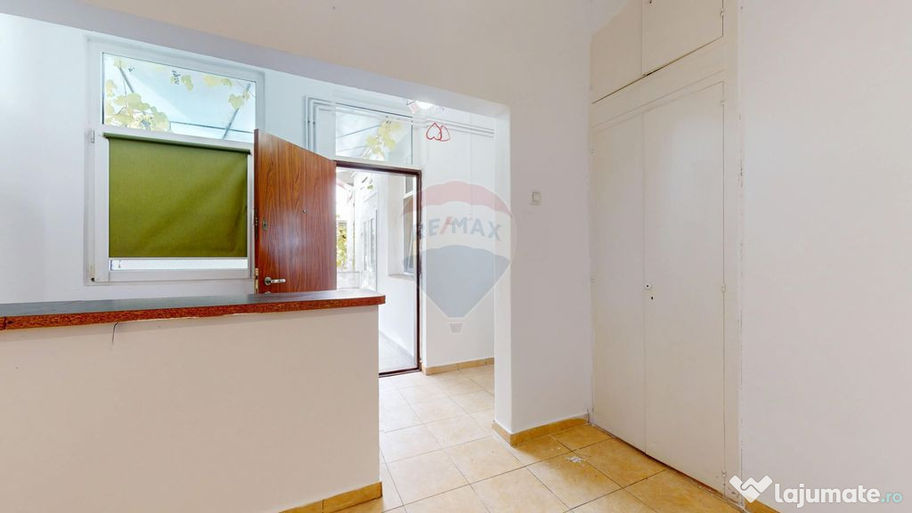 Închiriere imobil Brașov, zonă centrală, strada Aurel... 