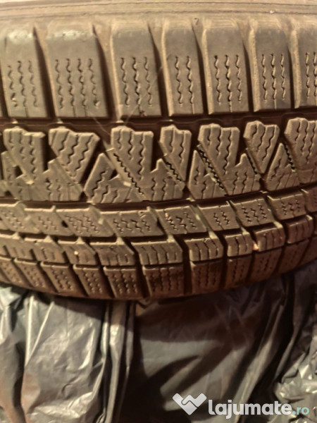 4 Anvelope SUV, 215 55 r18, iarnă, Kumho, made in Korea 