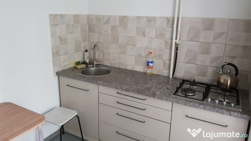 Garsoniera de inchiriat in Rahova 