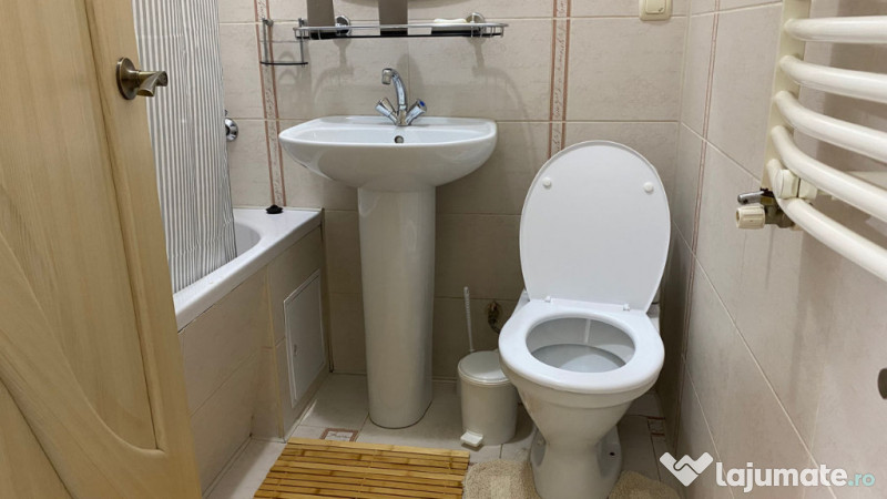 Apartament cu 2 camere de inchiriat in zona Teiul Doamnei 