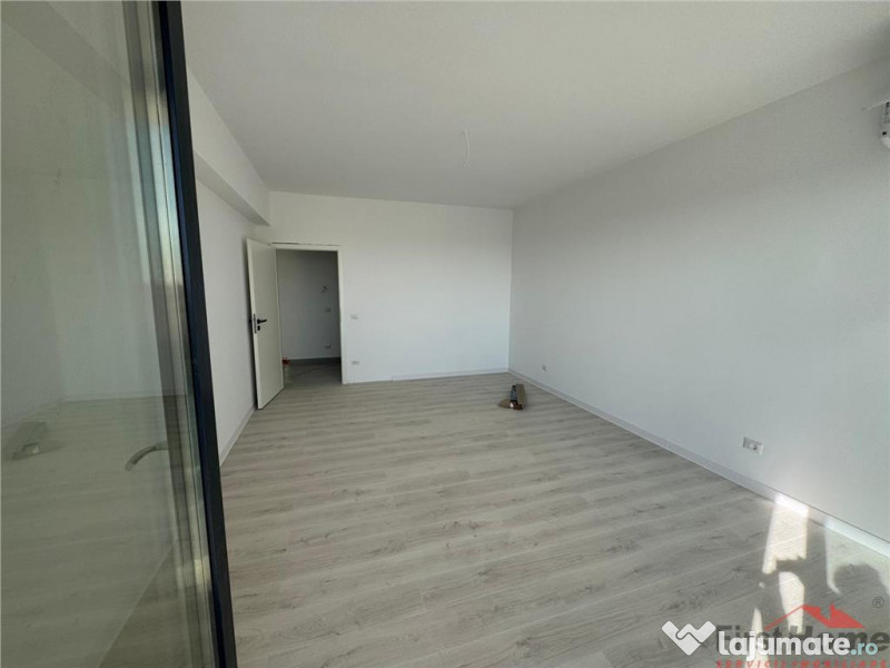 Apartament 2 camere, etaj 1,65mp utili de in complex Ozone