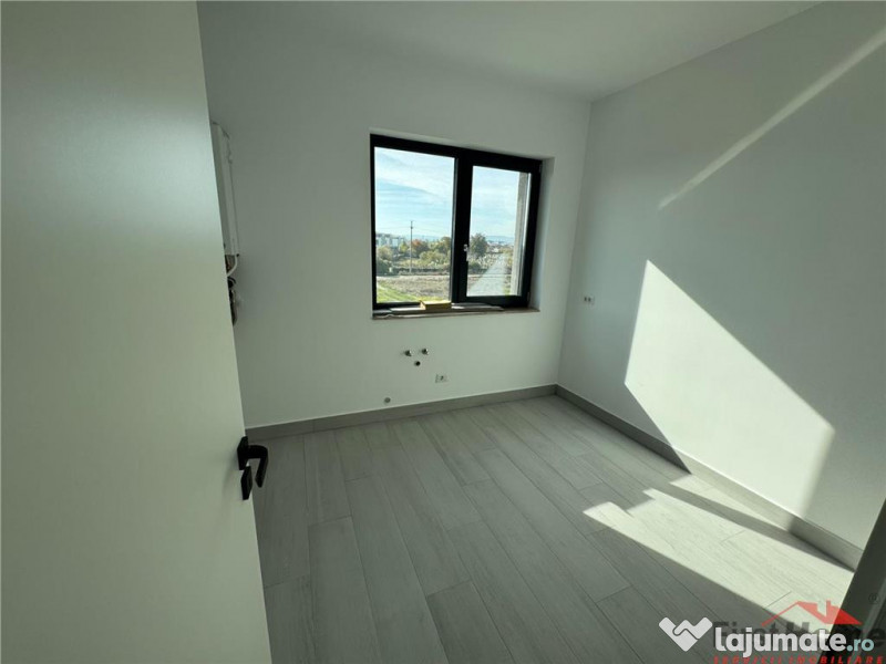 Apartament 2 camere, etaj 1,65mp utili de in complex Ozone